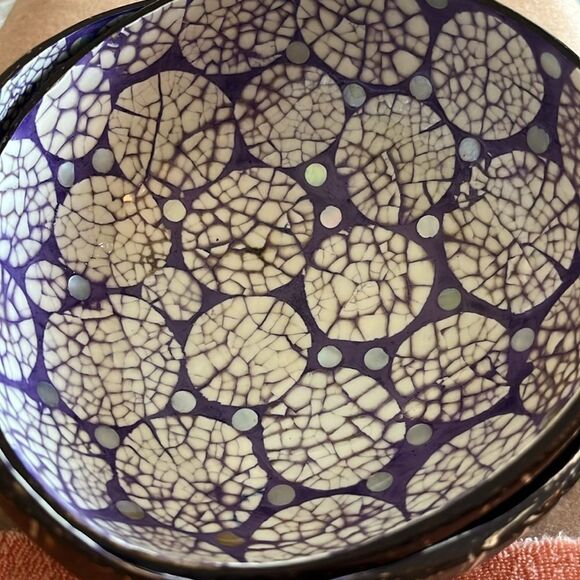 Coconut Bowls Hand inlaid with Shells with Purple Decorative Bowls Set of 2 - Picture 7 of 8